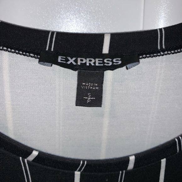 Express Top - Picture 3 of 4